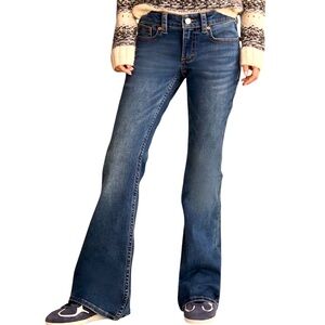 Lucky Brand Sweet N Low Flare Jeans Size 10